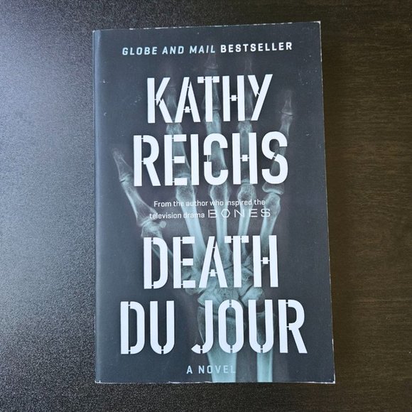 4/$25 Death du‎ Jour by Kathy Reichs - Paperback - Picture 1 of 5